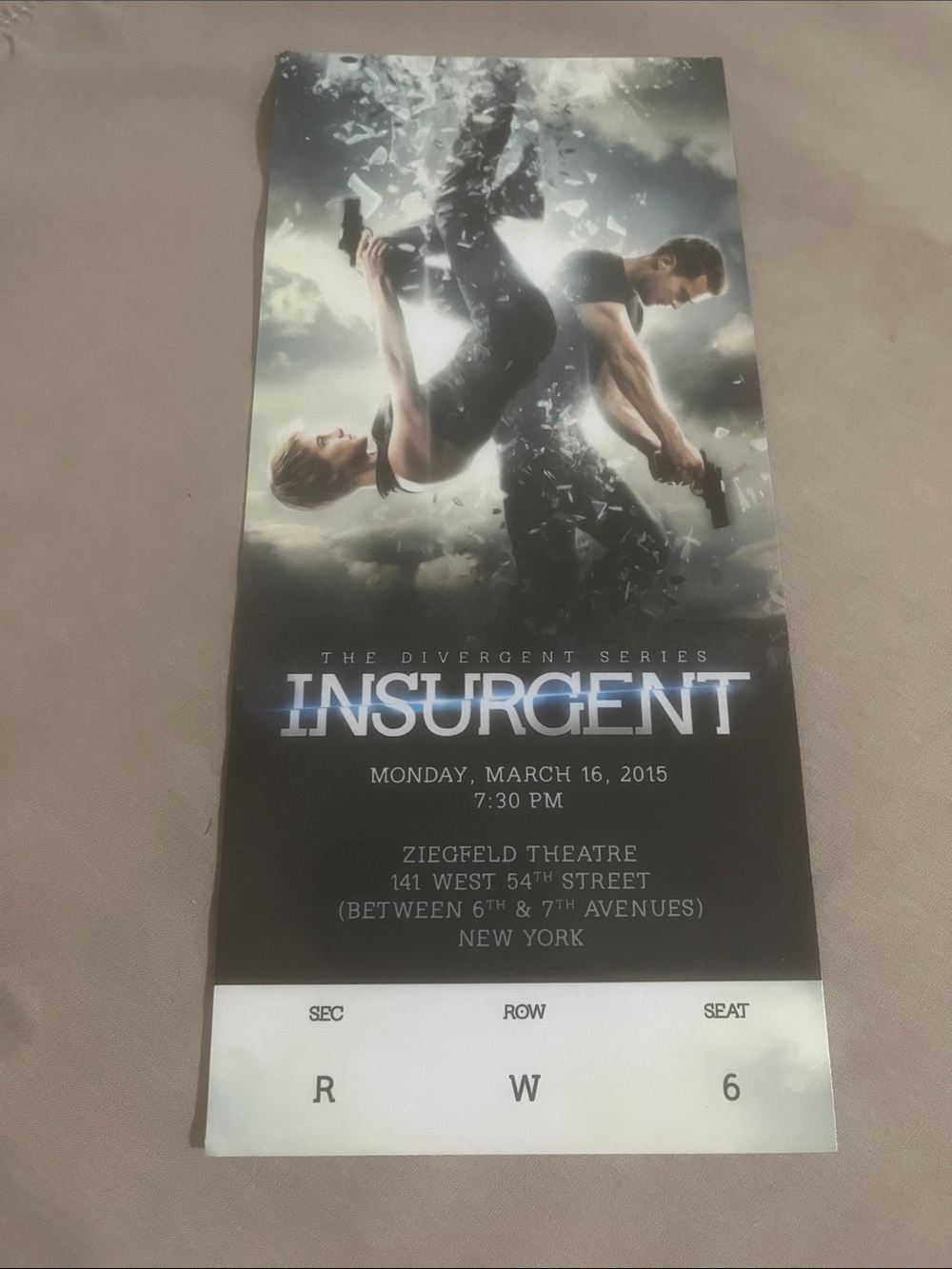 Insurgent Premiere Ticket: Divergent series 2015